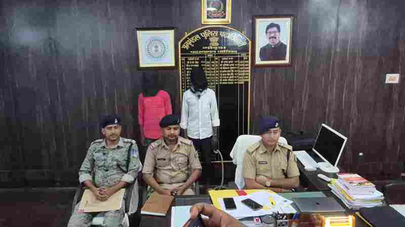 देवडाड़ थाना पुलिस ने हाइवा से चोरी हुई दो बैटरियां बरामद कर दो आरोपियों को गिरफ्तार किया