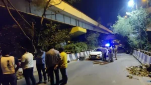 दिल्ली के गीता कॉलोनी फ्लाईओवर पर डेढ़ करोड़ रुपये की लूट का मामला