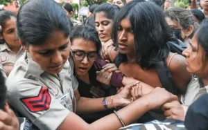 दिल्ली में CJP के तिरंगा मार्च के दौरान CRPF महिला जवान से बदसलूकी का आरोप, थप्पड़ मारने का वीडियो वायरल